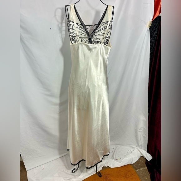 Jones New York white silky maxi slip dress size L - Picture 10 of 10